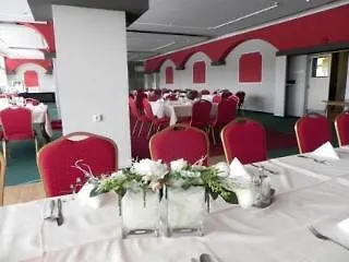 Garni Junior 酒店 布拉迪斯拉发